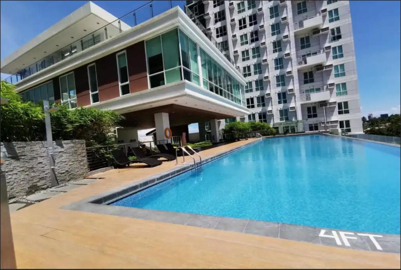 Feels Like Home Condos Abreeza Place Tower 1 & 2 Davao Luaran gambar