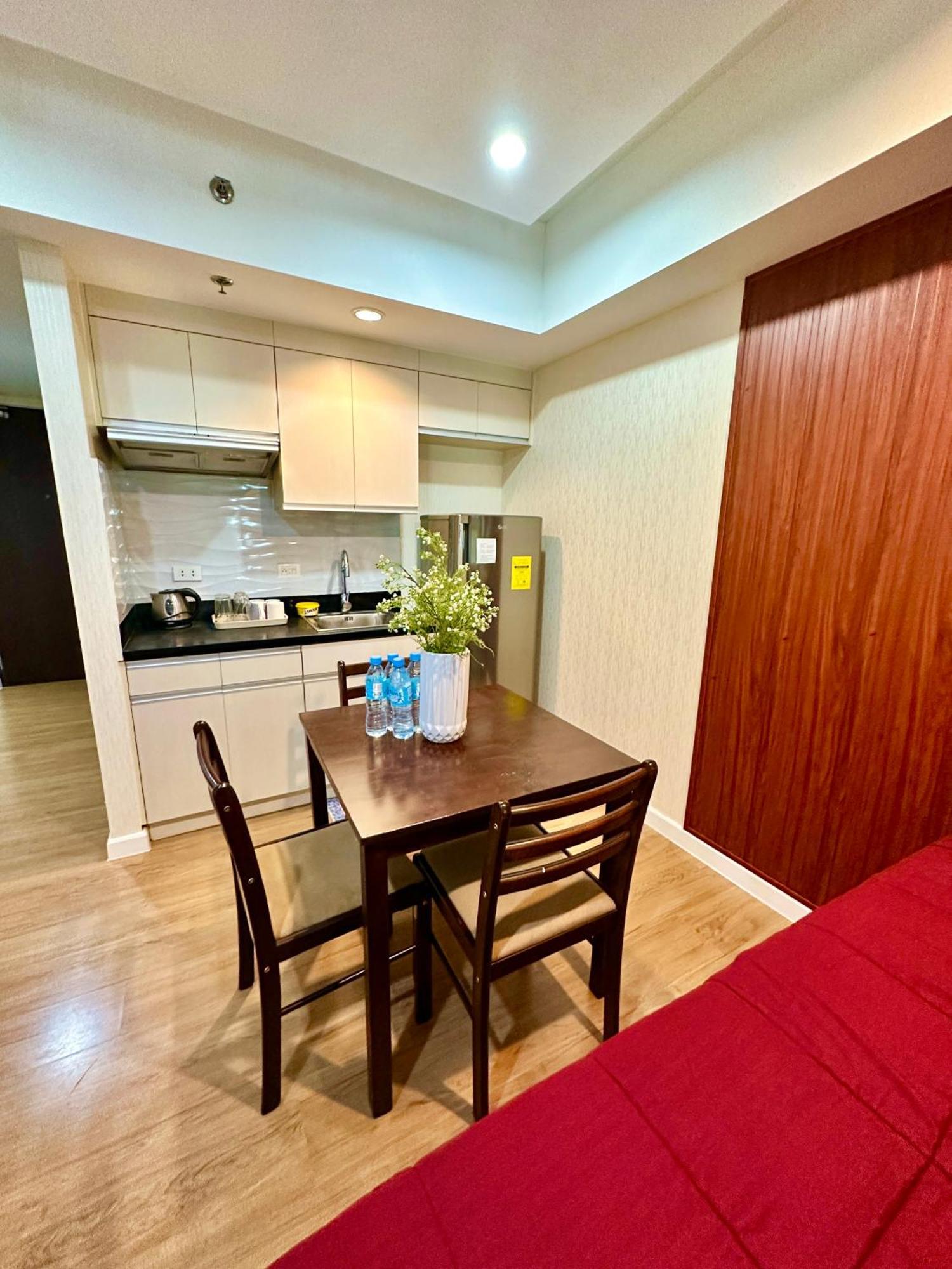 Feels Like Home Condos Abreeza Place Tower 1 & 2 Davao Luaran gambar