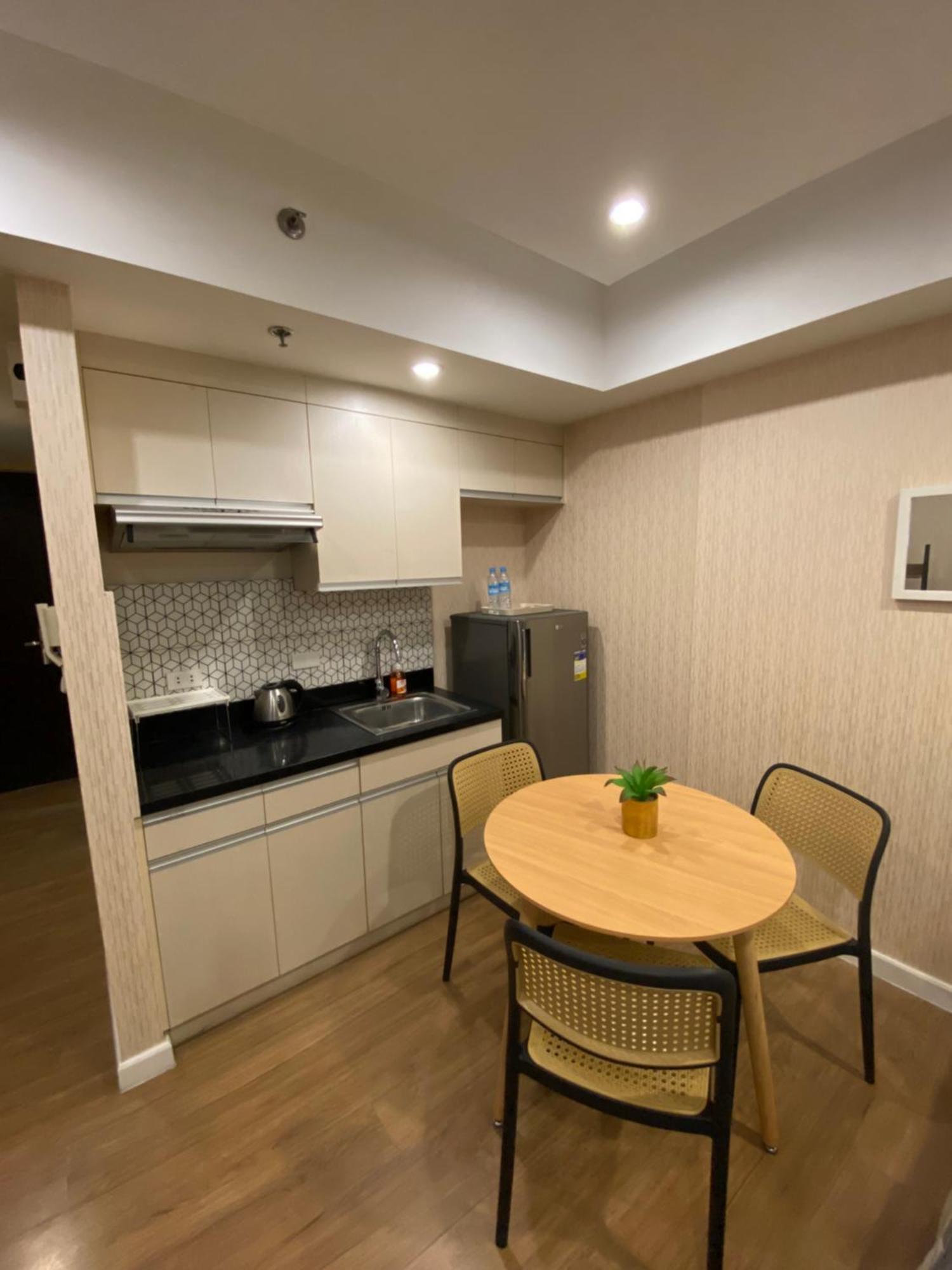 Feels Like Home Condos Abreeza Place Tower 1 & 2 Davao Luaran gambar